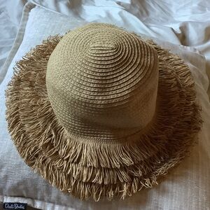 Fringed Tan Sun Hat(BCBGMAXAZRIA)